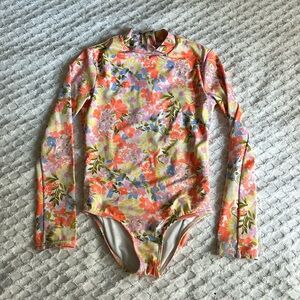 Billabong long sleeve one piece, 5t-ish
